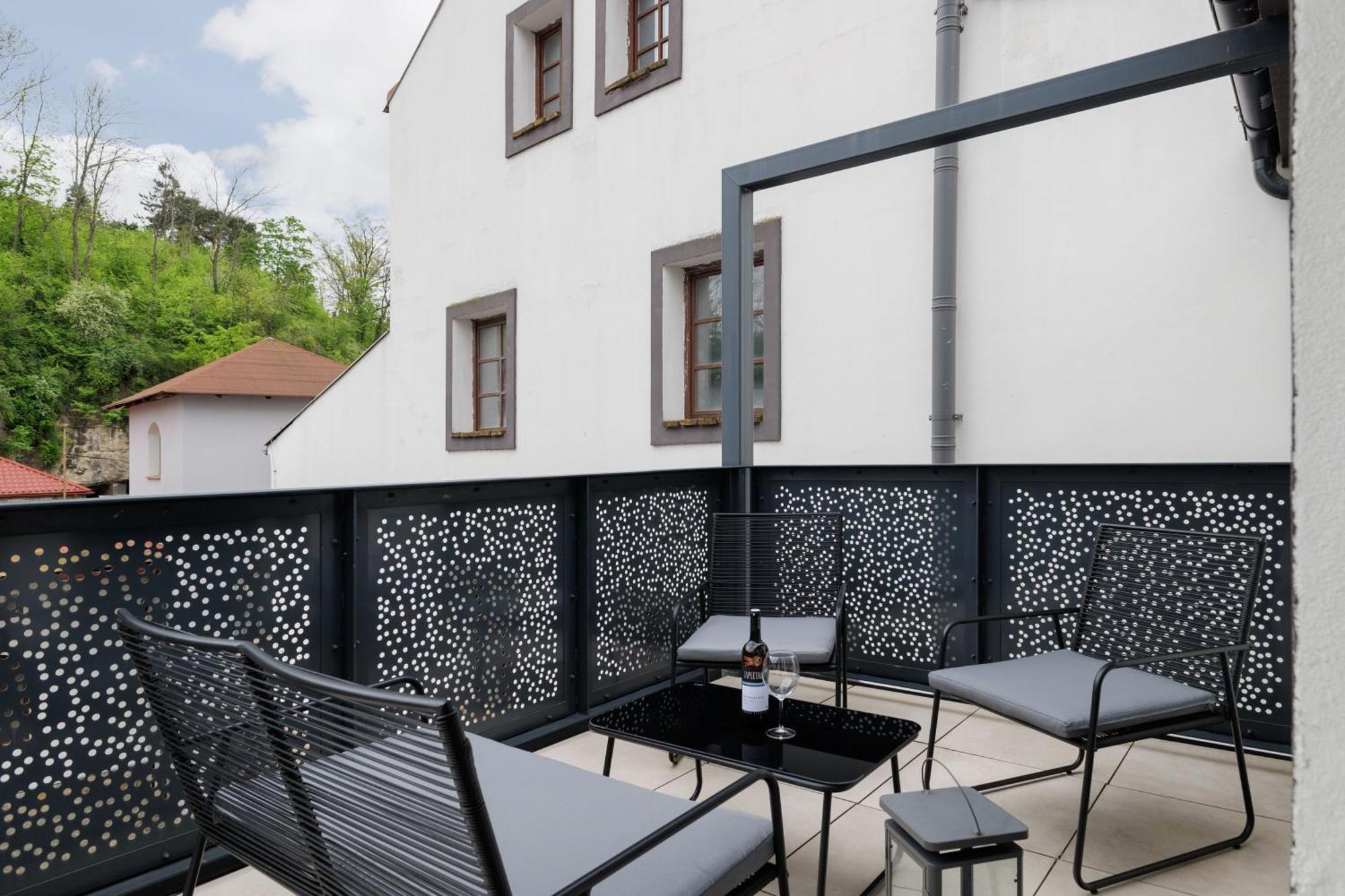 River Apartments Mlada Boleslav Exterior photo